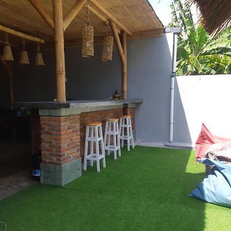 Dhm Surf Villa Kuta  Exterior photo