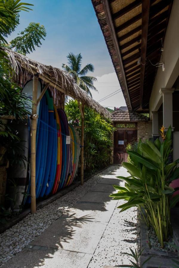 Dhm Surf Villa Kuta  Exterior photo