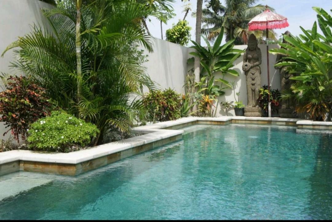 Dhm Surf Villa Kuta  Exterior photo